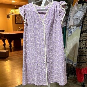 35c# VOY Purple w/ white embroidery w Sz S Button-Down House coat EUC